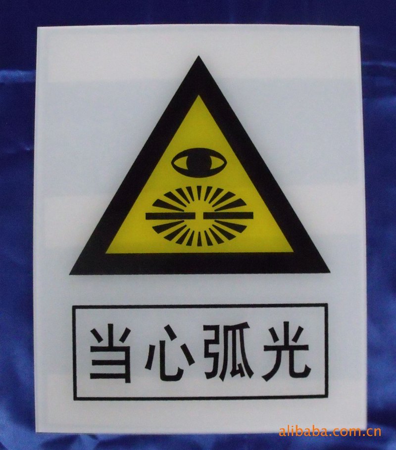 展示架定制:打造品牌独特形象的金钥匙